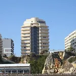 Atlantic Ocean View Firstline דירה *